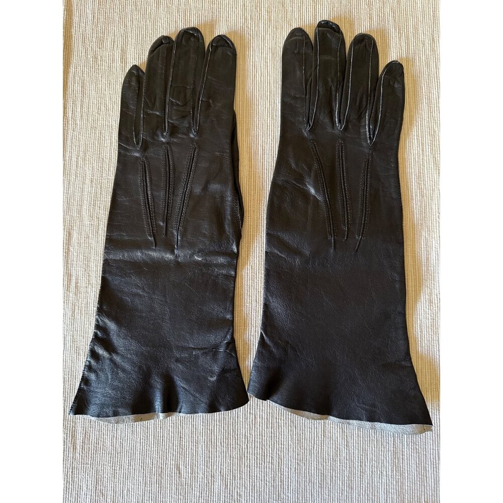 Vintage Black Leather Gauntlet Gloves 1950s Mid-Arm Length Sleek Retro Chic